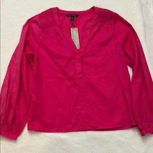 Banana Republic Pink Blouse 🩷🎀